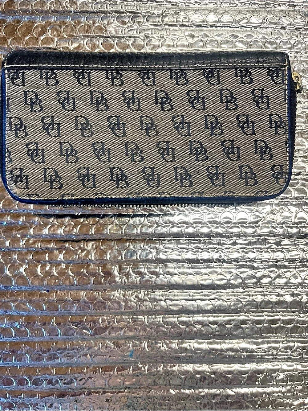 Dooney & Bourke dooney bourke